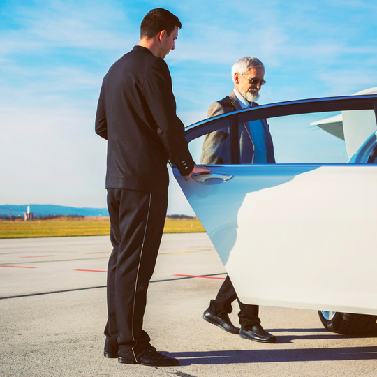 Blog image of Best Coulsdon to Gatwick Airport Transfer Service: Why Choose Express Cars
