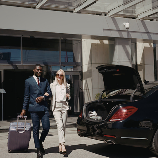 Blog image of Best Selsdon to Heathrow Airport Transfer Service: Why Choose Express Cars